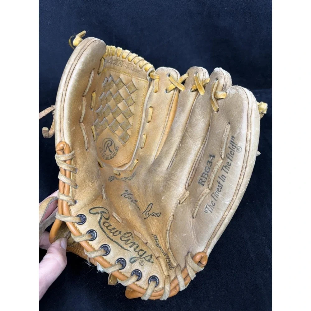 Nolan Ryan Baseball Glove Rawlings RBG34 Fastback & Ed-U-Cated RHT Deep Well Pkt